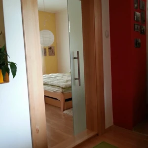 2865330233
